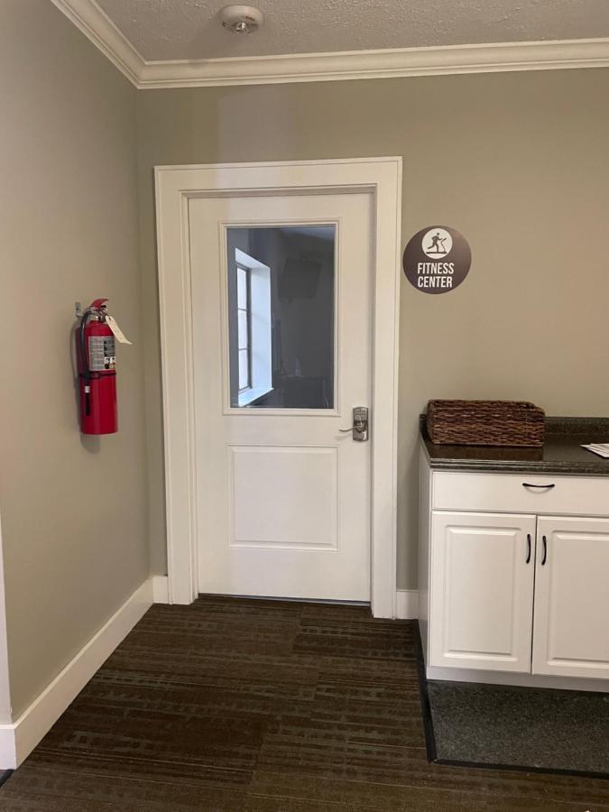 Culpeper Center Suites Exteriér fotografie